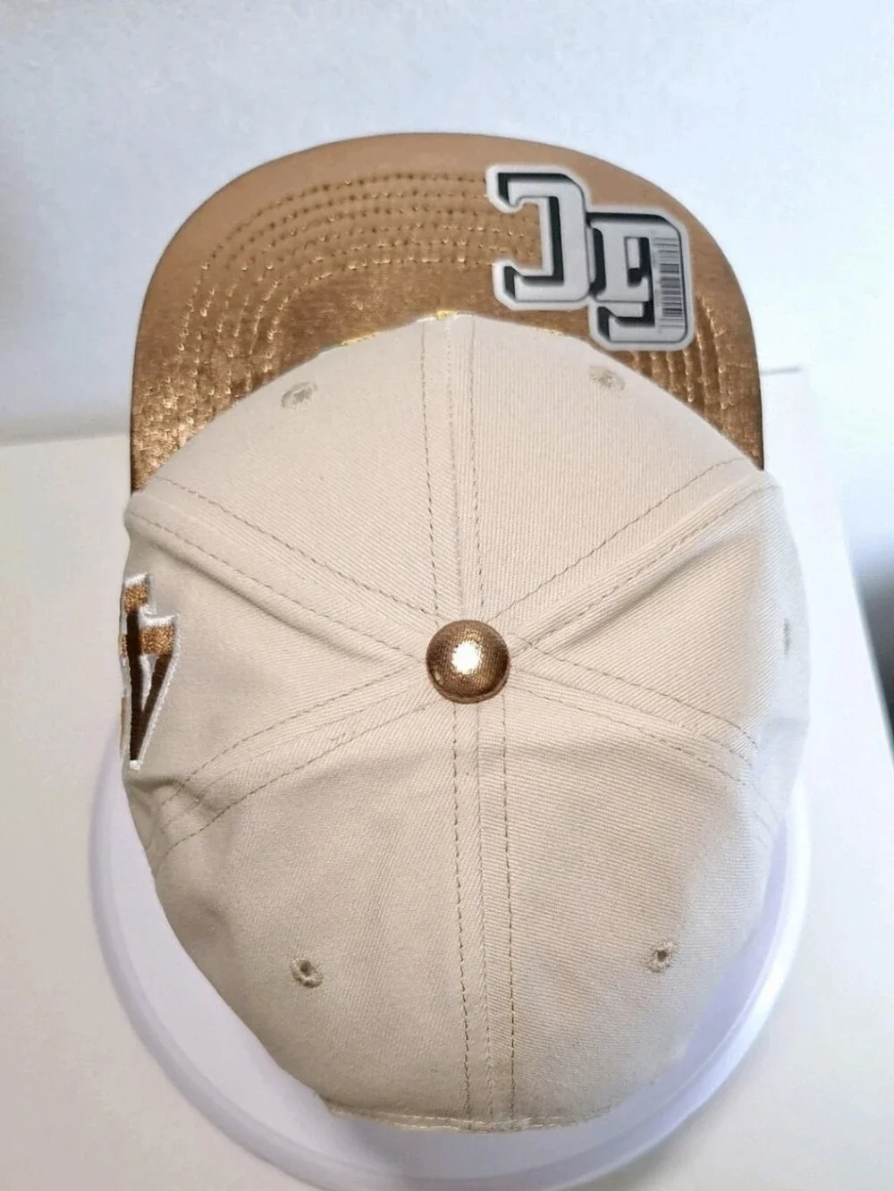 420 Hat Marijuana Leaf Embroidered Mens Snapback By GC design NWT